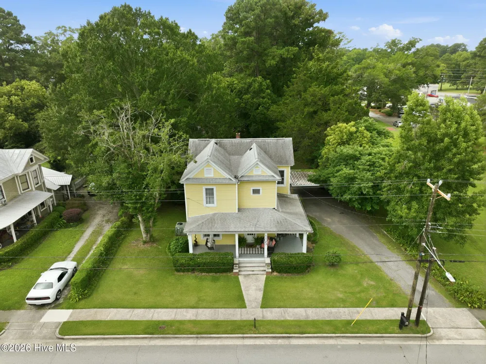105 E Hargett Street Richlands, NC 28574