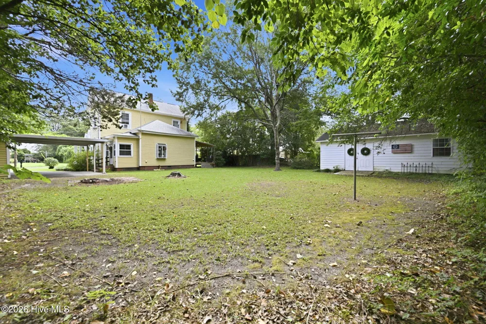 105 E Hargett Street Richlands, NC 28574