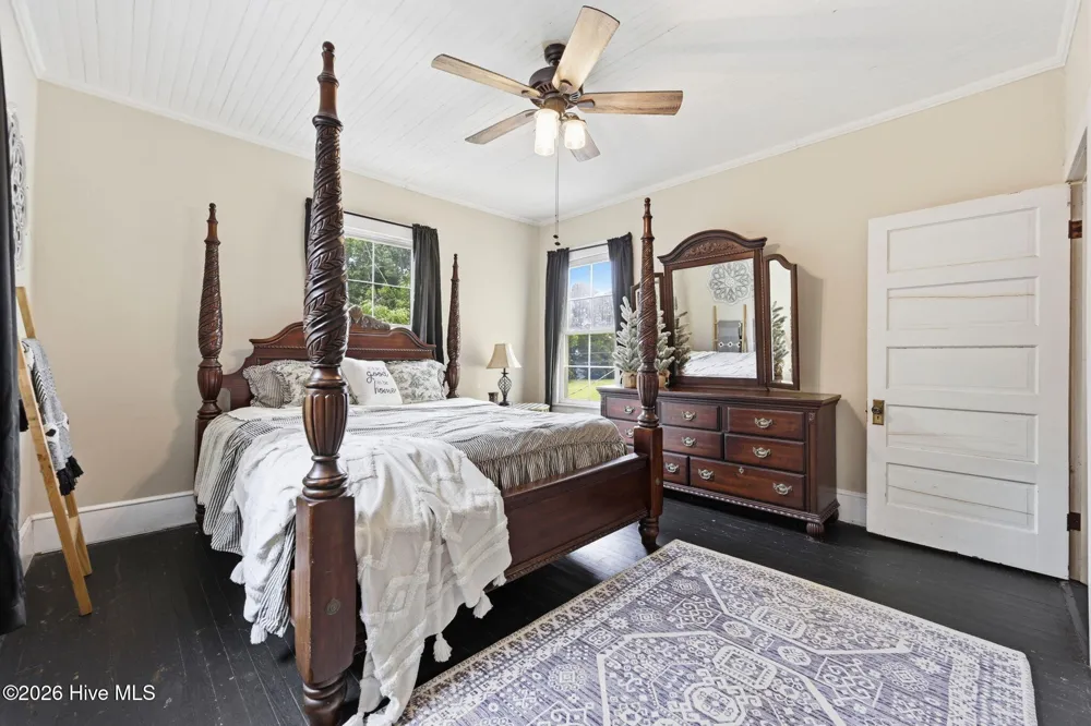 105 E Hargett Street Richlands, NC 28574