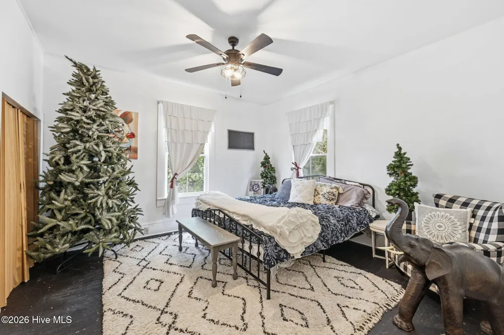 105 E Hargett Street Richlands, NC 28574