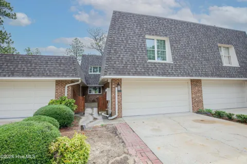 131 Racquet Lane