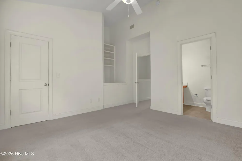 4816 Exton Park Loop Castle Hayne, NC 28429