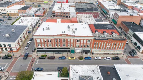 508 E Main Street #208