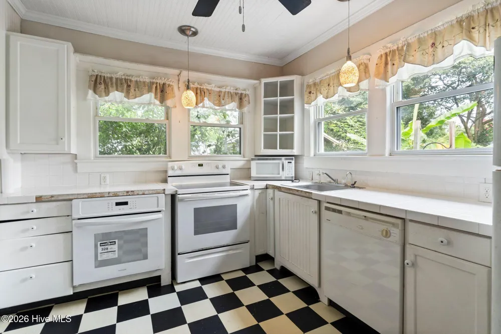 216 Fleming Street Washington, NC 27889