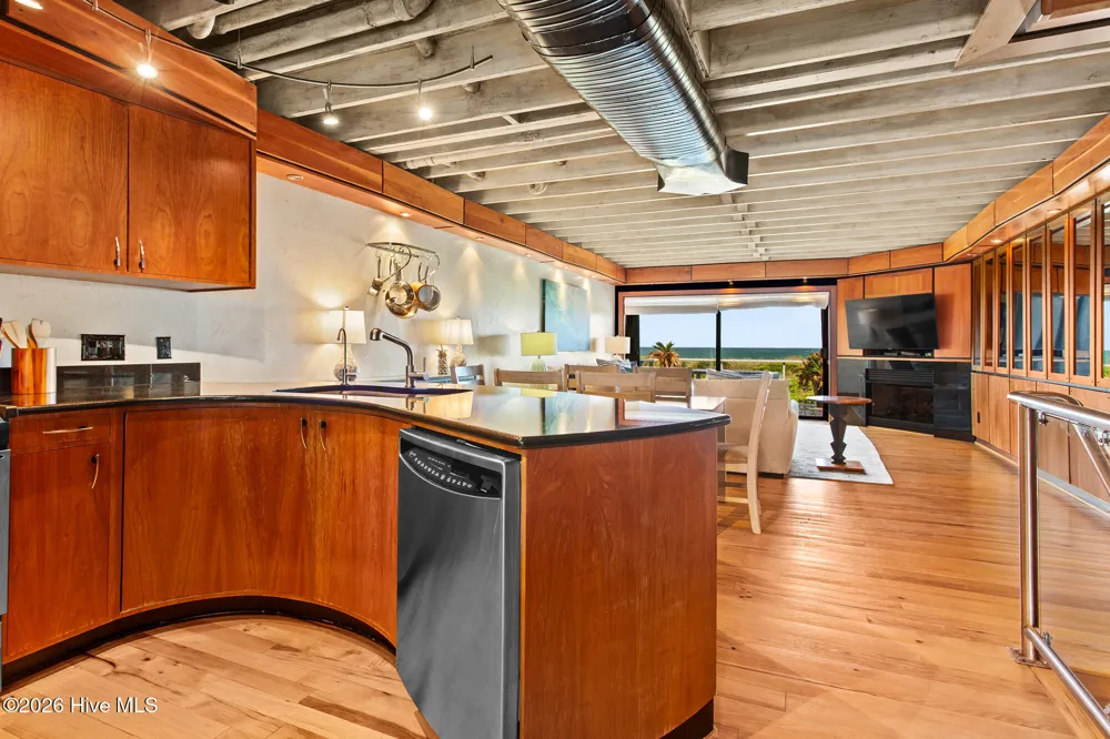 101 S Lumina Avenue #Unit 9 Wrightsville Beach, NC 28480