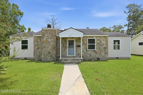 325 Miller Boulevard