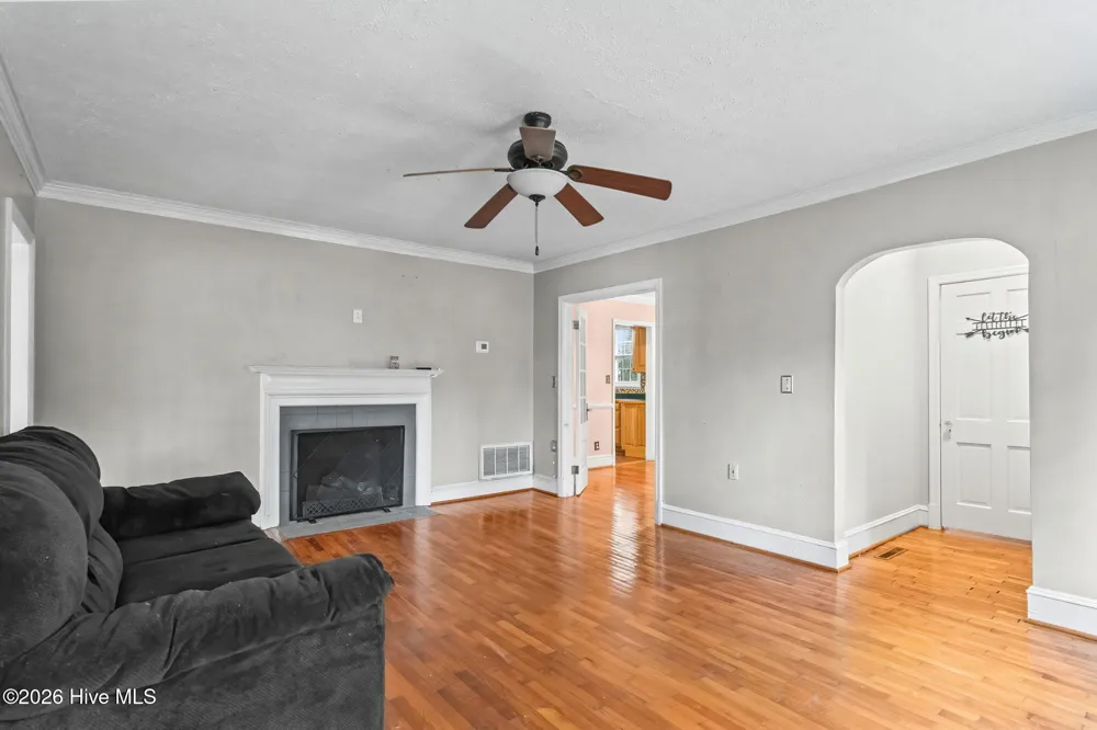 102 Sandwall Avenue Tabor City, NC 28463