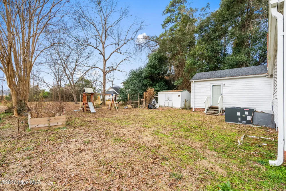 102 Sandwall Avenue Tabor City, NC 28463