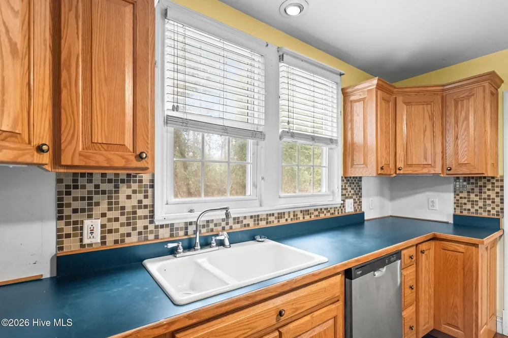 102 Sandwall Avenue Tabor City, NC 28463