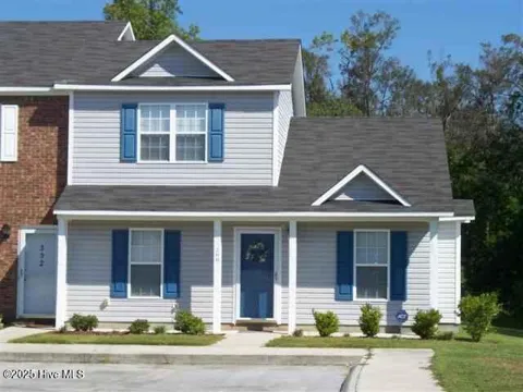 300 Pinegrove Court