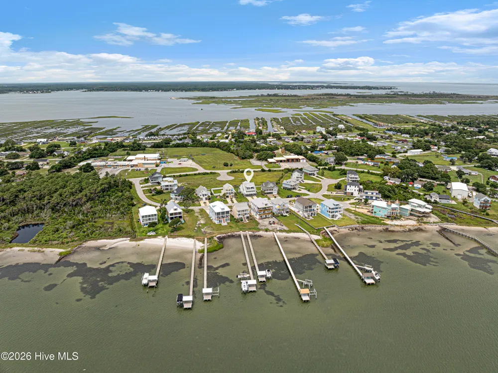 133 Sound Point Drive Harkers Island, NC 28531