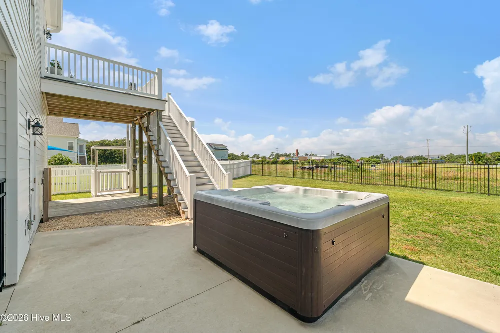 133 Sound Point Drive Harkers Island, NC 28531