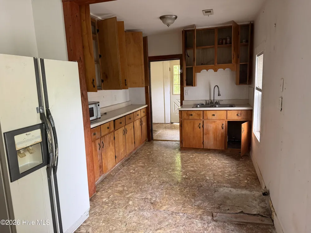 6686 Nc Highway 141 Marble, NC 28905