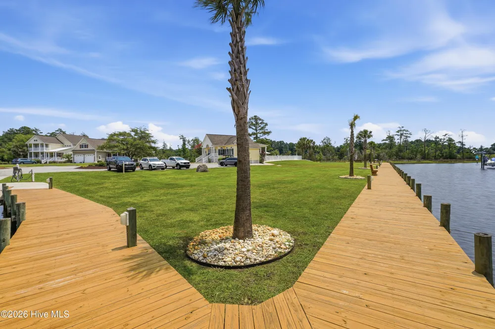 307 Duck Haven Swansboro, NC 28584