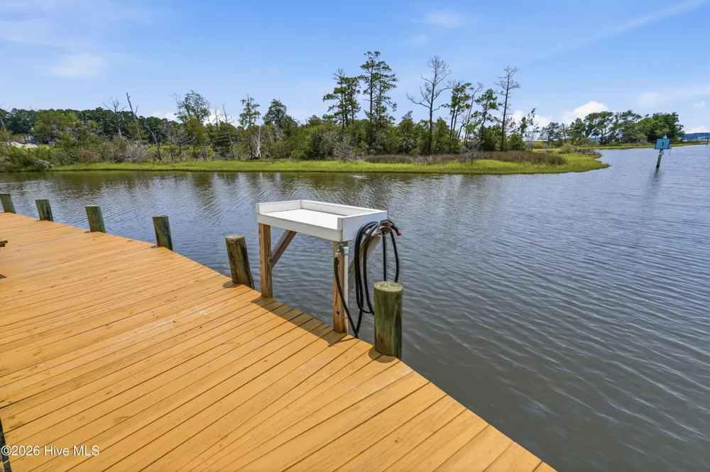 307 Duck Haven Swansboro, NC 28584