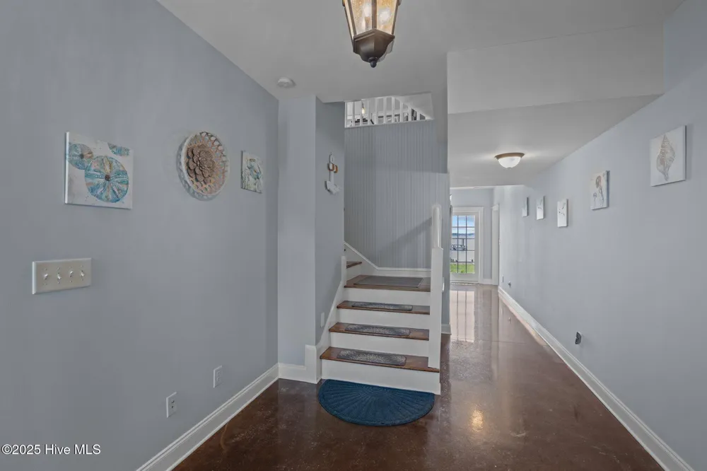 901 Down Shore Road Blounts Creek, NC 27814