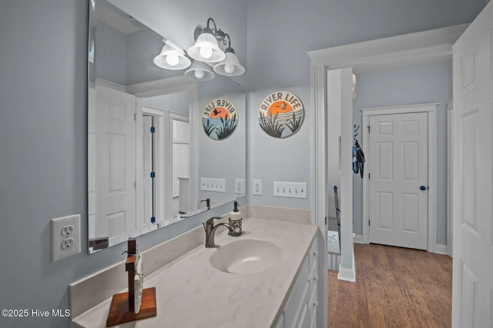 901 Down Shore Road Blounts Creek, NC 27814