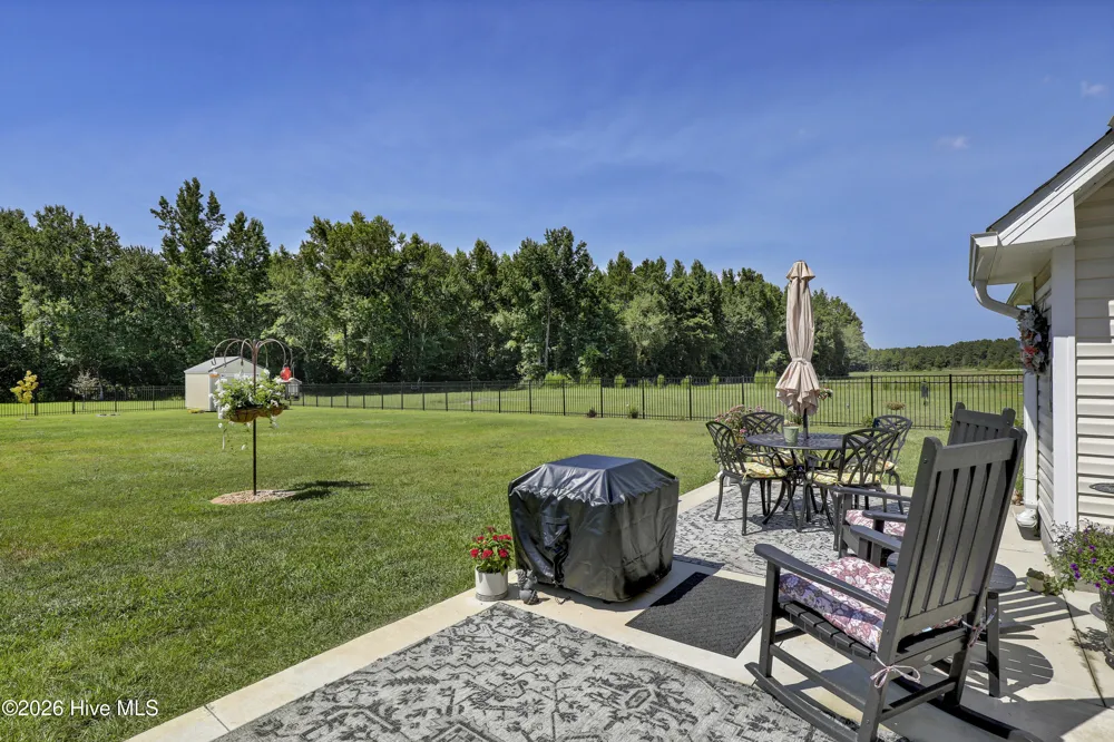 23189 Nc Highway 50 Holly Ridge, NC 28445