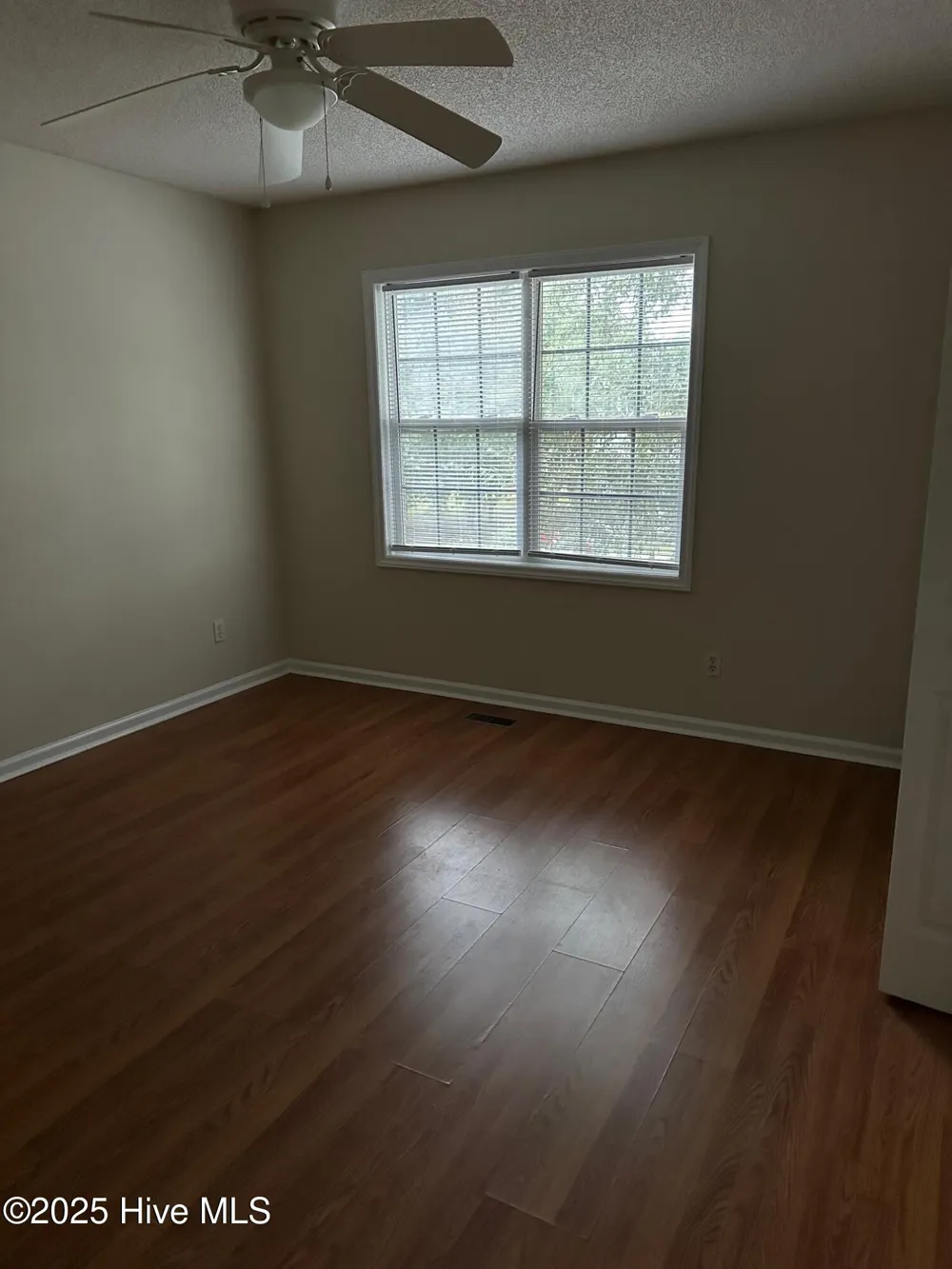 3827 Sterling Pointe Drive #Tt1 Winterville, NC 28590