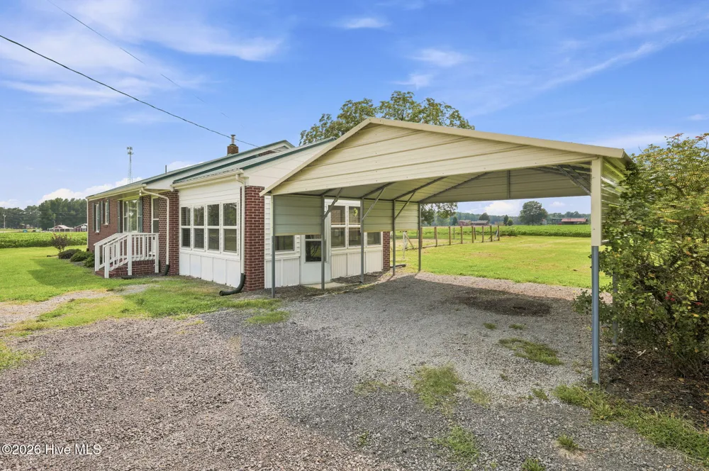 820 Us Highway 13 Gates, NC 27937