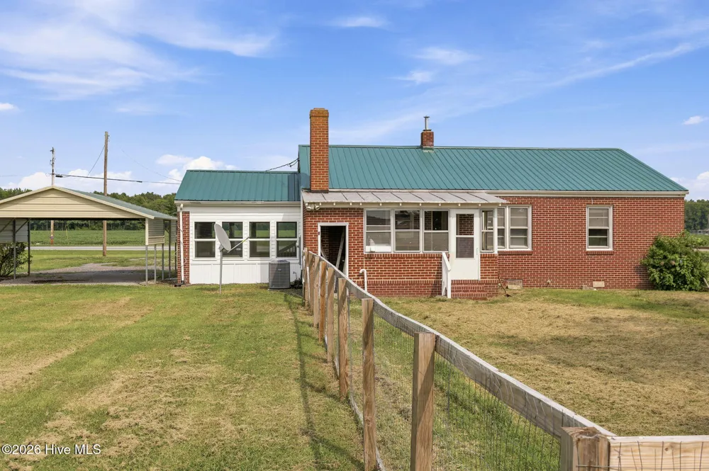 820 Us Highway 13 Gates, NC 27937