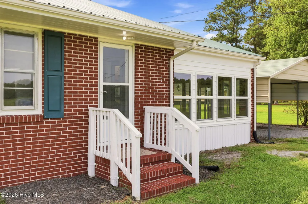 820 Us Highway 13 Gates, NC 27937