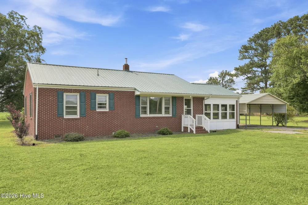 820 Us Highway 13 Gates, NC 27937