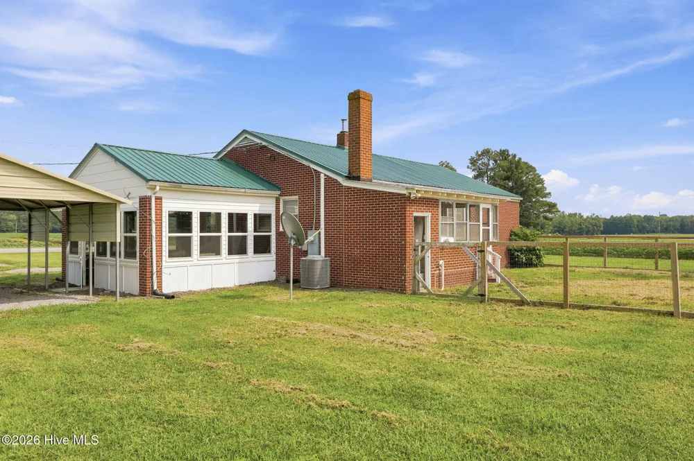 820 Us Highway 13 Gates, NC 27937