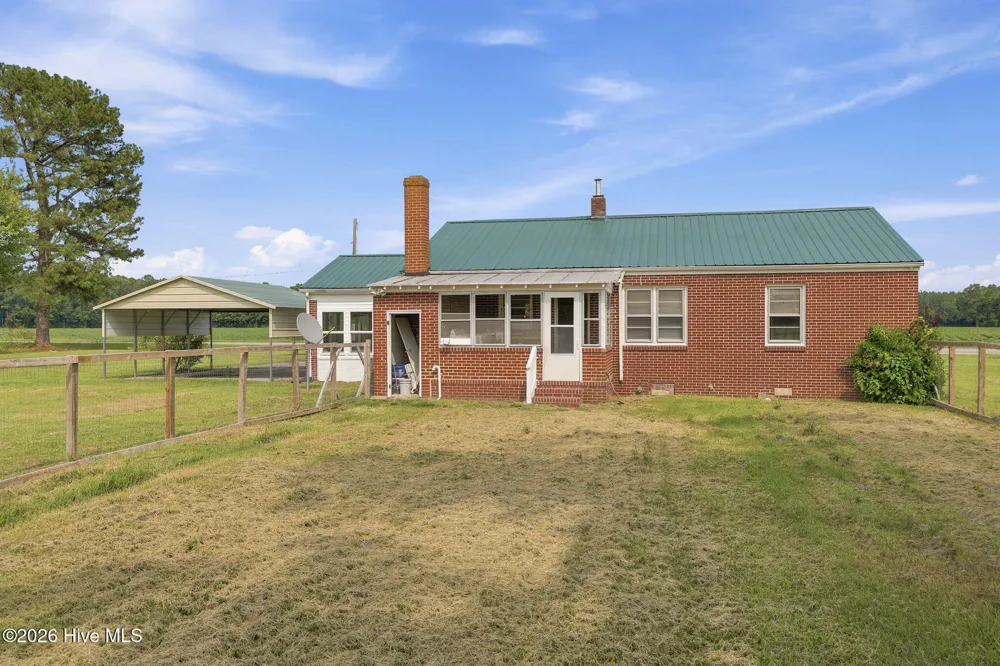 820 Us Highway 13 Gates, NC 27937