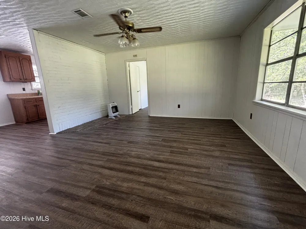 5494 Huff'S Bridge Road Dearing, GA 30808