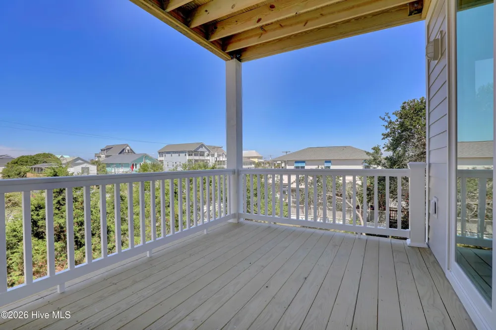 1919 New River Drive Surf City, NC 28445