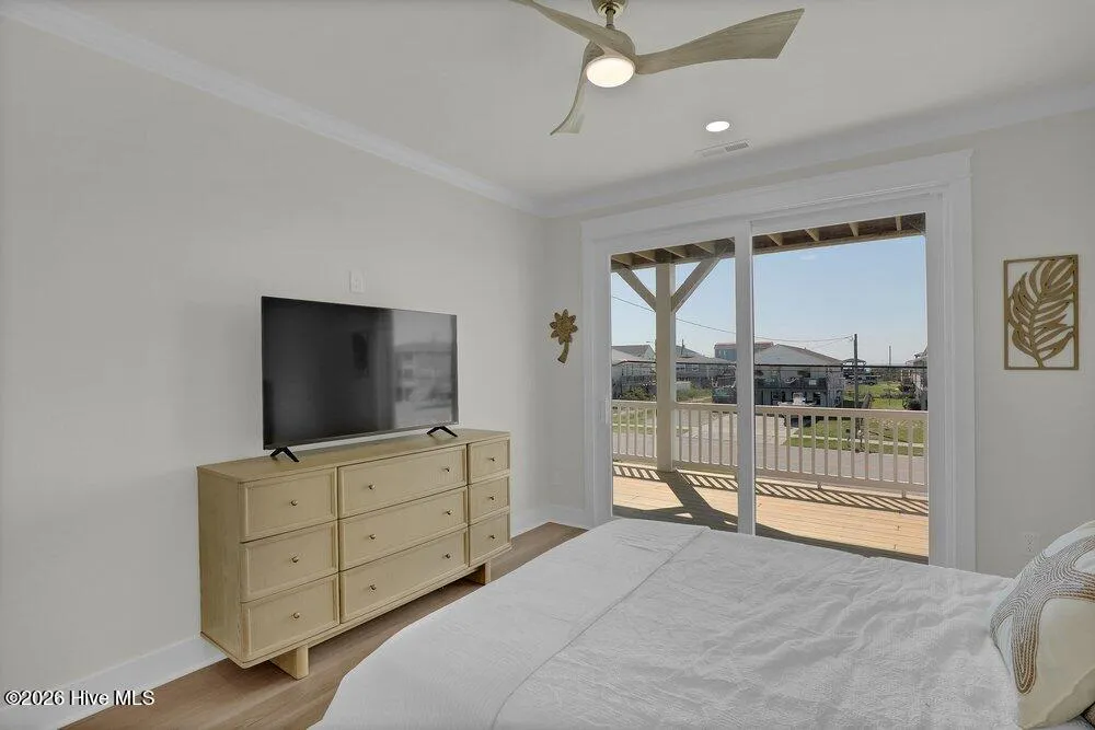 1919 New River Drive Surf City, NC 28445