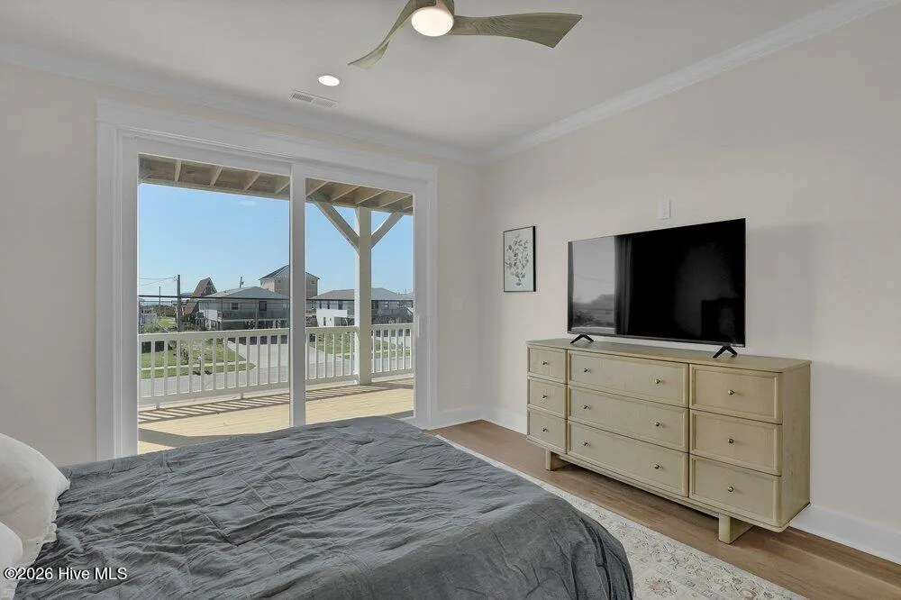 1919 New River Drive Surf City, NC 28445