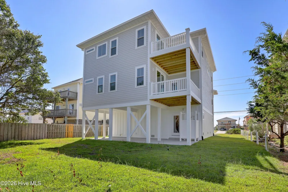 1919 New River Drive Surf City, NC 28445