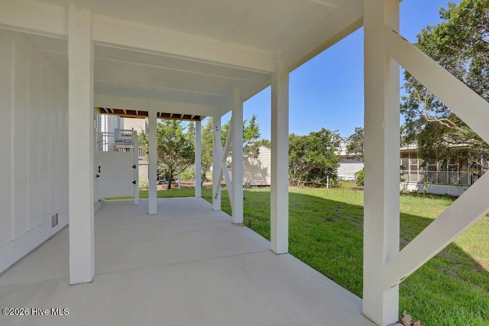 1919 New River Drive Surf City, NC 28445