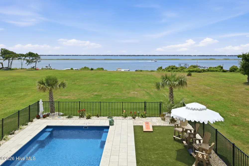 402 Kensington Place Newport, NC 28570