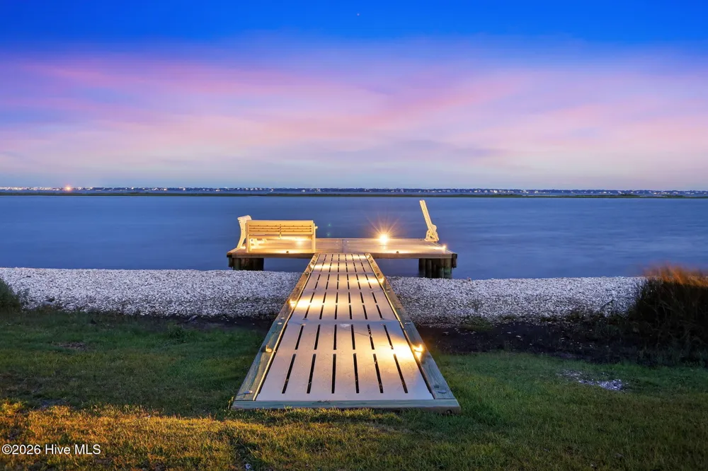 402 Kensington Place Newport, NC 28570