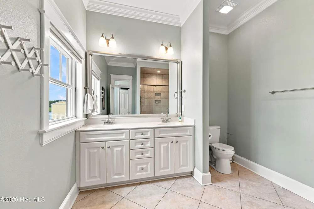 222 Taylorwood Drive Beaufort, NC 28516