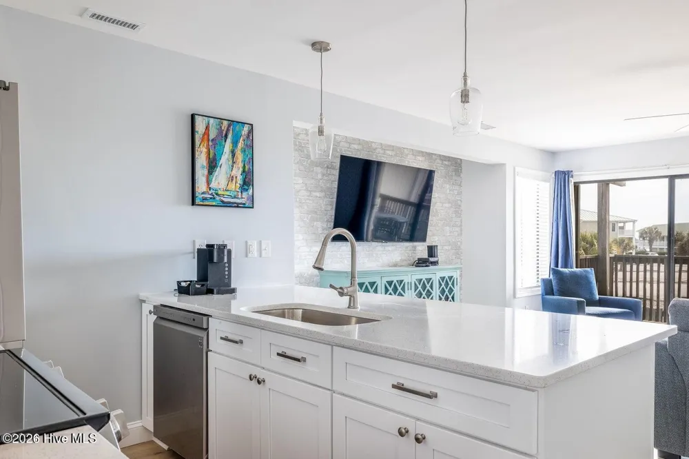 9100 Reed Drive #4101 Emerald Isle, NC 28594