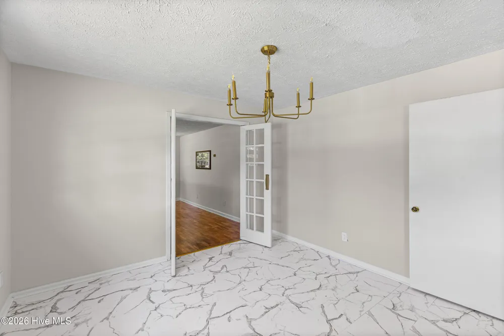 728 Prosperity Drive Swainsboro, GA 30401