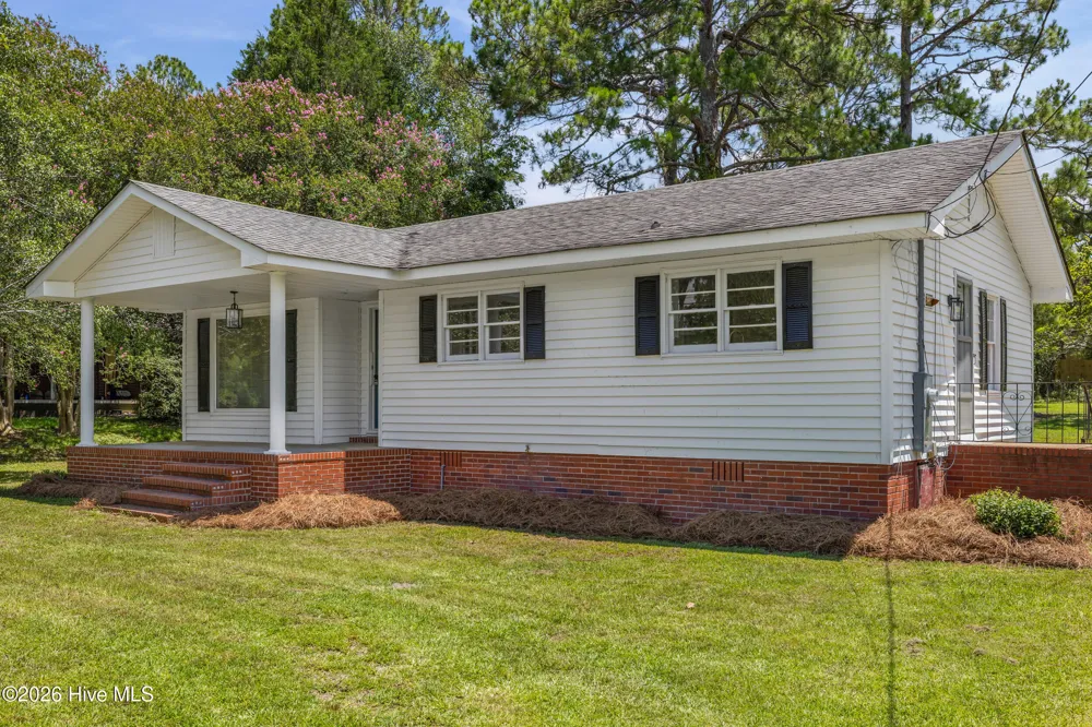 728 Prosperity Drive Swainsboro, GA 30401