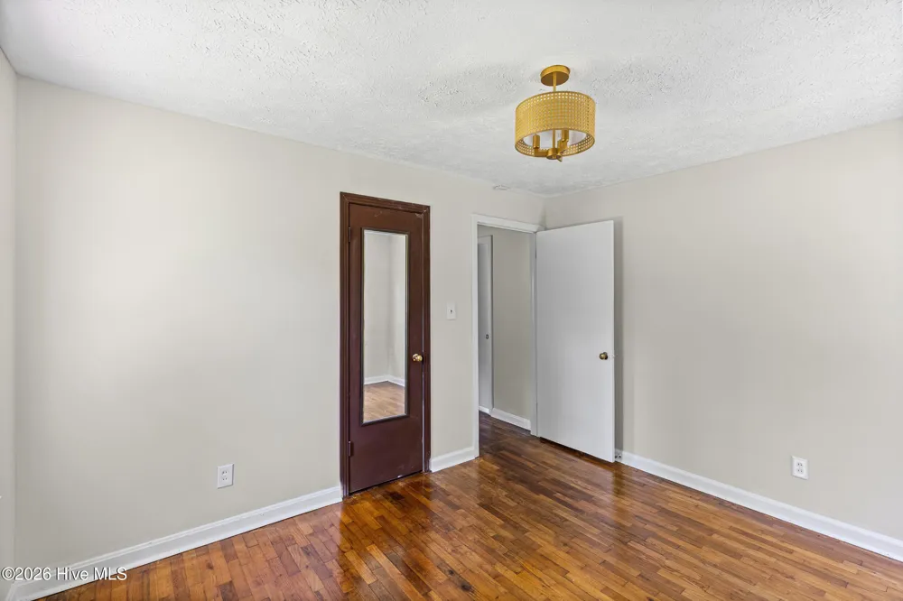 728 Prosperity Drive Swainsboro, GA 30401