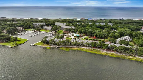 590 Westport Drive #H1 Westport