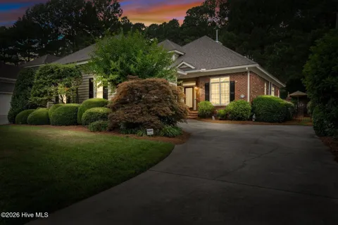 108 Cobblestone Court