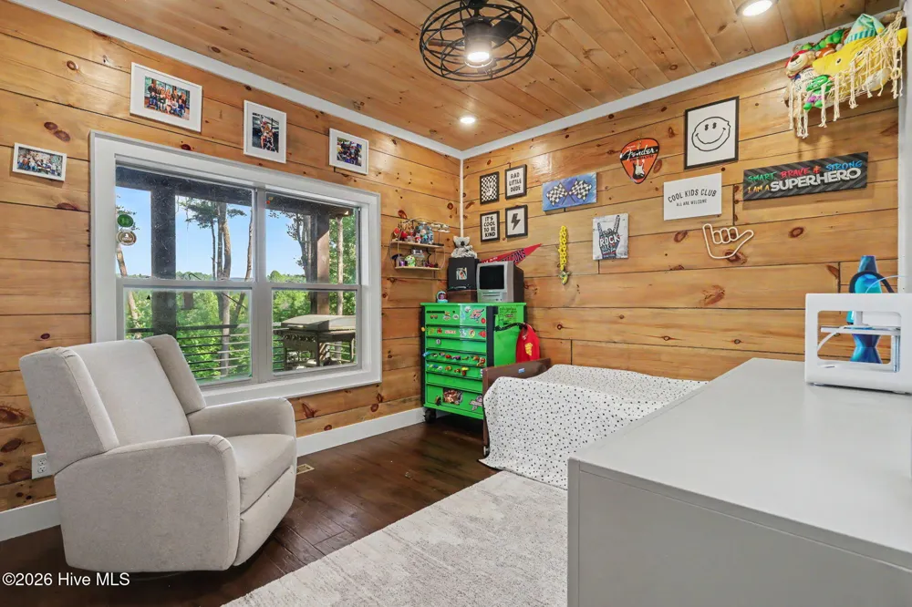240 Pink Pig Lane Cherry Log, GA 30522