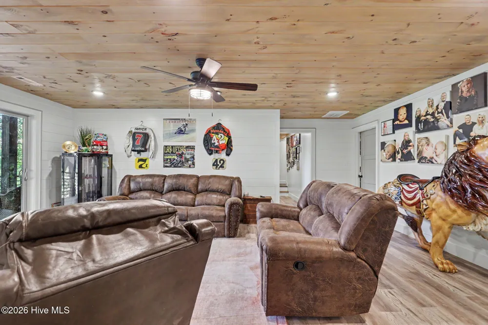 240 Pink Pig Lane Cherry Log, GA 30522