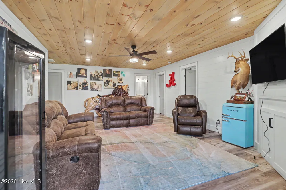 240 Pink Pig Lane Cherry Log, GA 30522