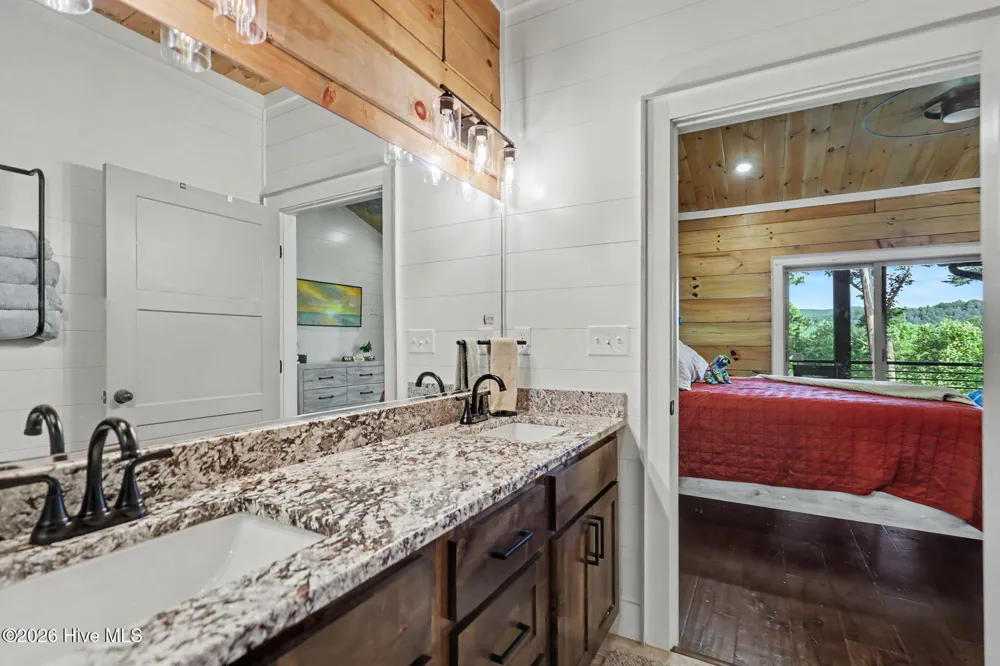 240 Pink Pig Lane Cherry Log, GA 30522