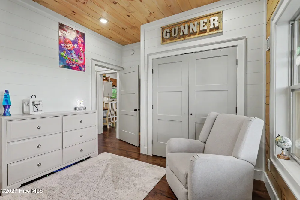 240 Pink Pig Lane Cherry Log, GA 30522