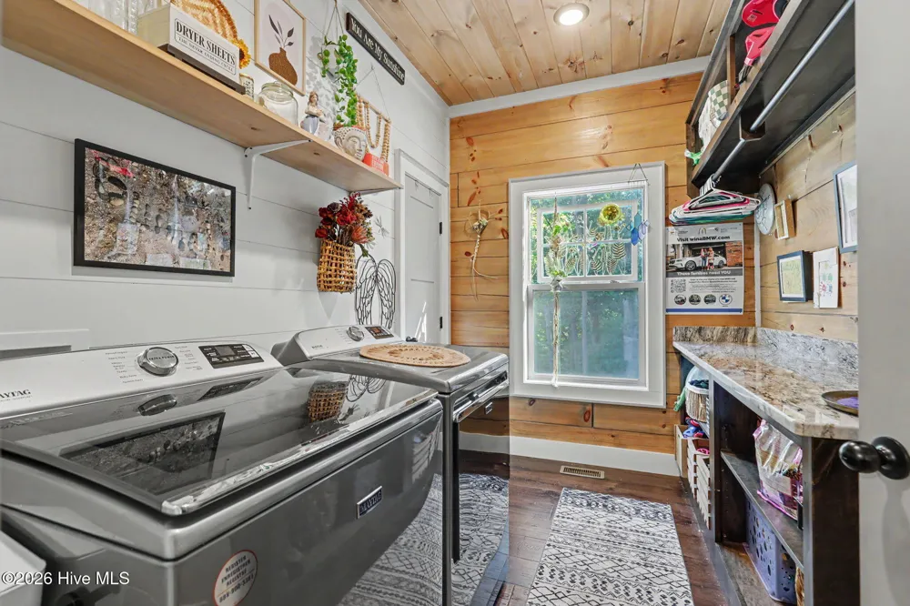 240 Pink Pig Lane Cherry Log, GA 30522